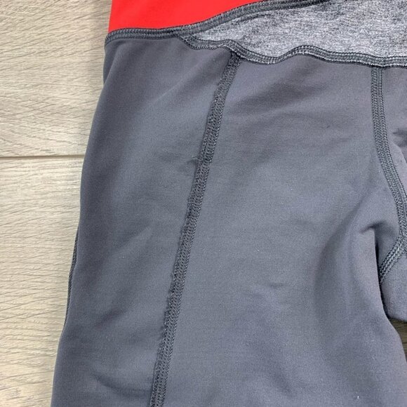Lululemon Grey Run Crop Leggings - Picture 4 of 10